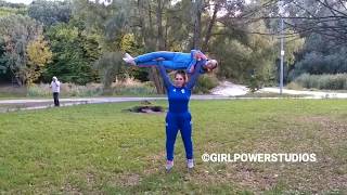 strong bbw lift and carry small girl