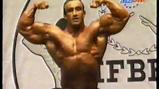 Ercan Demir bodybuilding