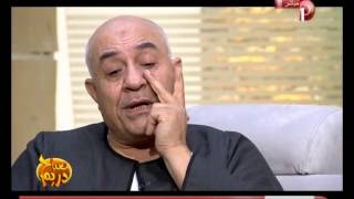 مشهد مؤثر.. بكاء الفلاح الفصيح على وفاة نقيب الفلاحين