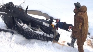 На снегоходах по заполярной тайге. / Riding the snowmobile through the Polar Taiga.