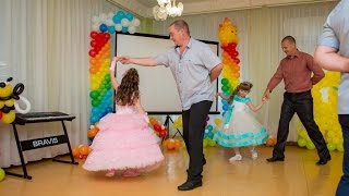 Очаровательный вальс. Выпускной бал в детском саду