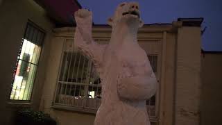 Elvis Presley Polar Bear Frozen Custard Shop by Libertyland Spa Guy