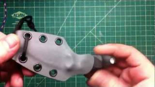 Adjustable Neck/Shoulder Knife Paracord Loop