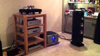 VPI Classic 3 / Lyra Kleos / Revel Ultima Studio 2 / Convergent SL1 Renaissance Phono