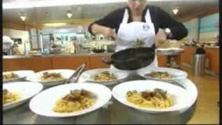 Midge Ure - MasterChef 2007 : Semifinal programe 1 ( part 1 of 2 )