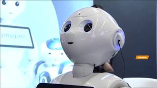 Робот-гуманоид, камера от Google и гарнитура для похудения - техно-выставка в Барселоне