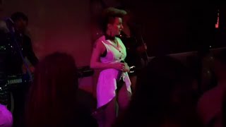 Юля Волкова @ Караоке Stars 20.02.16