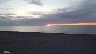 Viendo amanecer desde el Parque Infantil