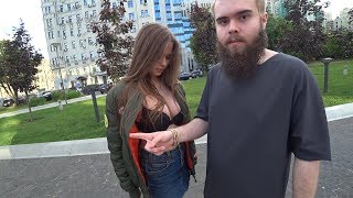 Разделась На Улице. В Шлеме По Городу. Диана Шурыгина