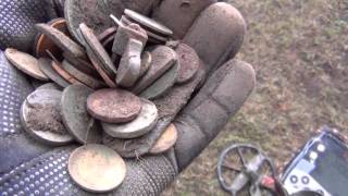 METAL DETECTING AROUND AN 18th CENTURY MANSION