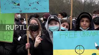 Germany: Thousands attend "Fridays for Future" march to decry war in Ukraine