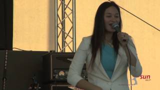 Maisey Rika LIVE in WHAKATANE NZ Part 1