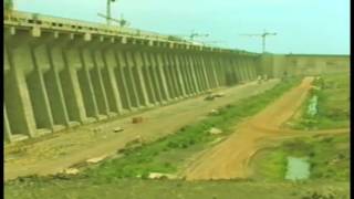 Construcción de la Central Hidroeléctrica Yacyretá