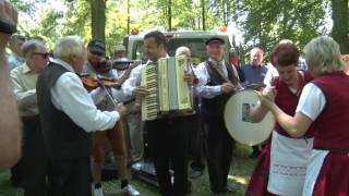 Przysucha - pograjka w parku z harmonistą SYLWESTREM GAJDĄ 2016, Cz. 3