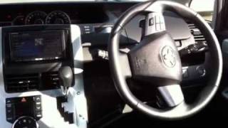Toyota voxy de Paulo Mory