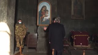 Святой отец не подает руки премьер-министру
