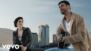 Melendi - Destino o Casualidad ft. Ha*Ash (Official Music Video)