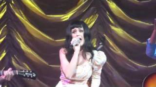 ★LITTLE MONSTER★ Katy Perry - Sings Live 'Born This Way' (Lady Gaga)