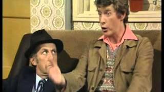 1978  RICHARD WILSON SCENE FROM SOME MOTHER'S DO AVE EM