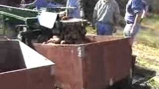 Sweet Potato Harvester with Automatic Pallet Box Loading
