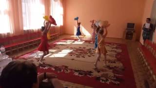 Київ, ДНЗ 311, Танок з квітами