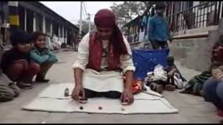 Magician Altamash Khan Perform Indian Tradition Street Magic