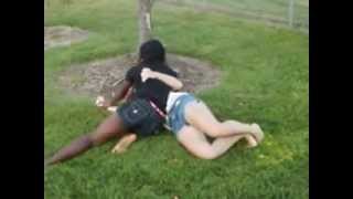 Ohh snap, a white chick getting beat up !xD