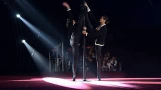 Дуэтный акробатический номер на пилоне, акробатический номер на шесте, pole dance, заказать в Киеве.