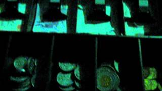 How to use an electronic cash register