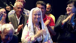 Nuja "nëna" përlotet për Çamërinë