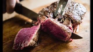Woman solves bloating and pain on a carnivore diet