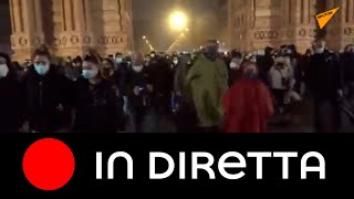 Barcellona: proteste per l'arresto di Pablo Hasél
