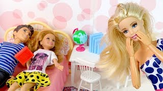 ЗАСТУКАЛИ НА МЕСТЕ Мультик #Барби Школа Куклы Игры Для девочек