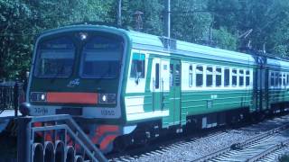 Commuter train (pendeltåg) ED4M 0360 departure