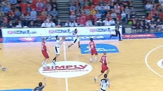 El no-triple de Álex Mumbrú