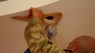 Как расширить отверстие в гипсокартоне без пыли.  How to expand a hole