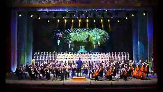 Beautiful North Korean music choir...