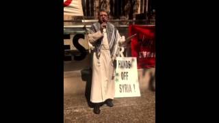 Father Dave addresses the 'No Australian War on Syria' rally