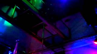 Blindfolded pole tricks