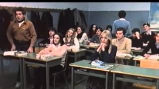 La liceale nella classe dei ripetenti 01