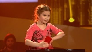 Larissa - Cups - The Voice Kids Germany 21.03.2014