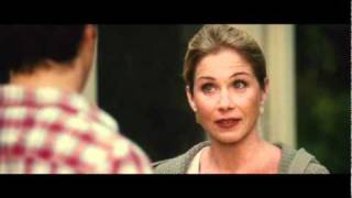Christina Applegate will cut Justin Long's Balls off - Clip
