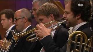 Alan Gilbert conducts Mahler's 5th Symphony: "Trauermarsch" (Part 1)