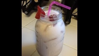 Agua De Horchata con Fresa-Agua Fresca