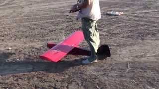 T-Clips model flying