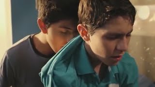 Gotinhas de mel - Gay Curta