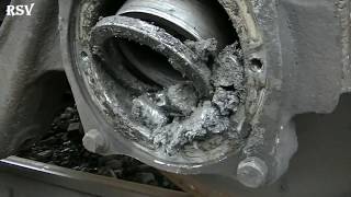 Горящая букса. Вагоны. The wheel pair is on fire. Wagons.