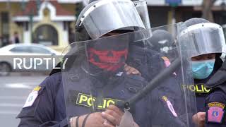 Thailand: Protesters clash with police at Bangkok rally