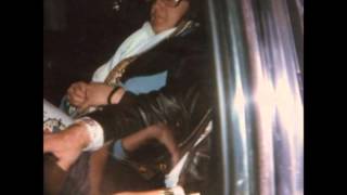 ELVIS  INTRO GINGER  AND  ROSEMARY  JUNE 25TH 1977