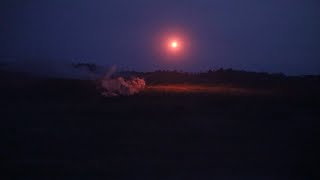 Ночные стрельбы десантников новороссийского горного соединения на полигоне Раевский